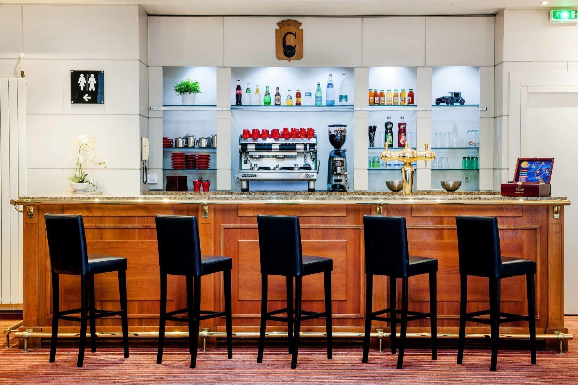 Hotel Continental Лурд Екстериор снимка